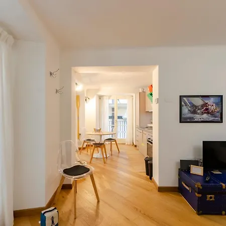 Apartment Altido Chic Flat In Historical Centre