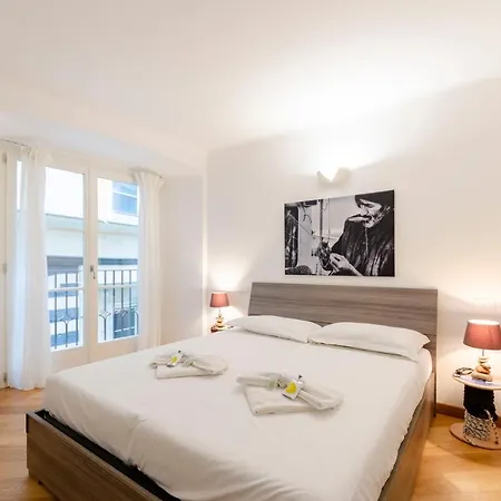 Altido Chic Flat In Historical Centre * Genoa